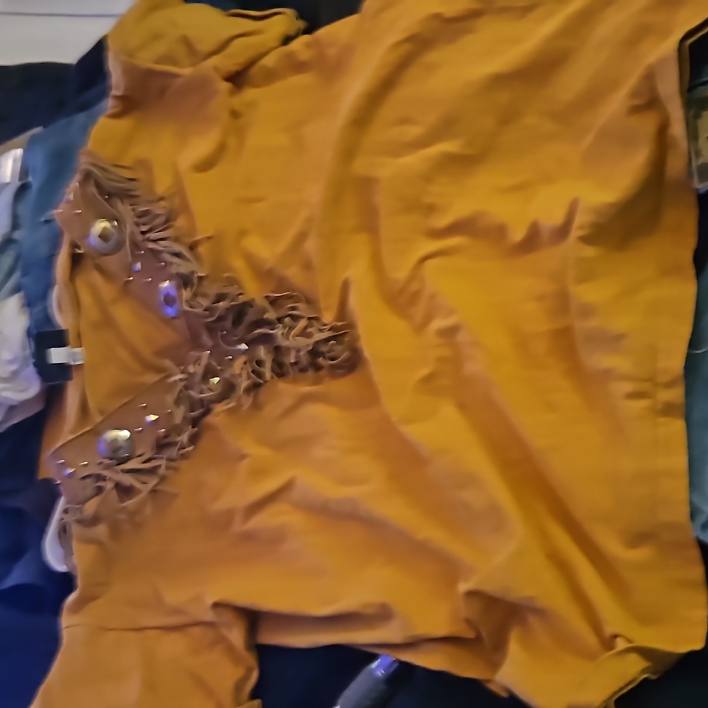 Top fringed
